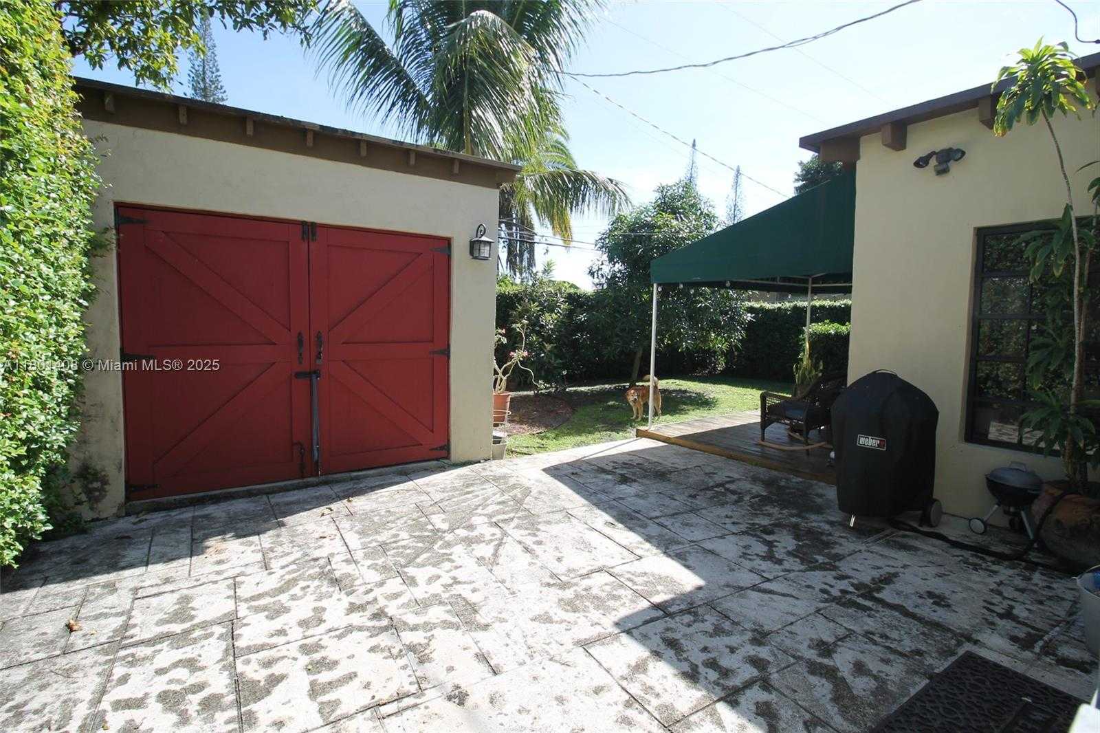 Small Image of 817 LORCA ST, Coral Gables Number 27