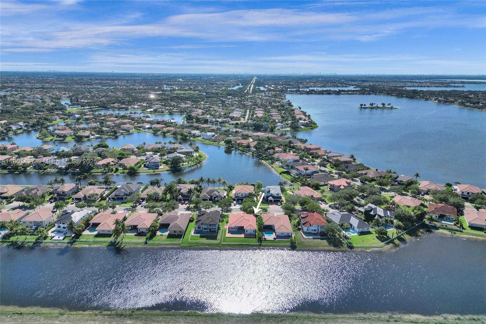 Small Image of 3360 SOUTH WEST 195TH TER, Miramar Number 49