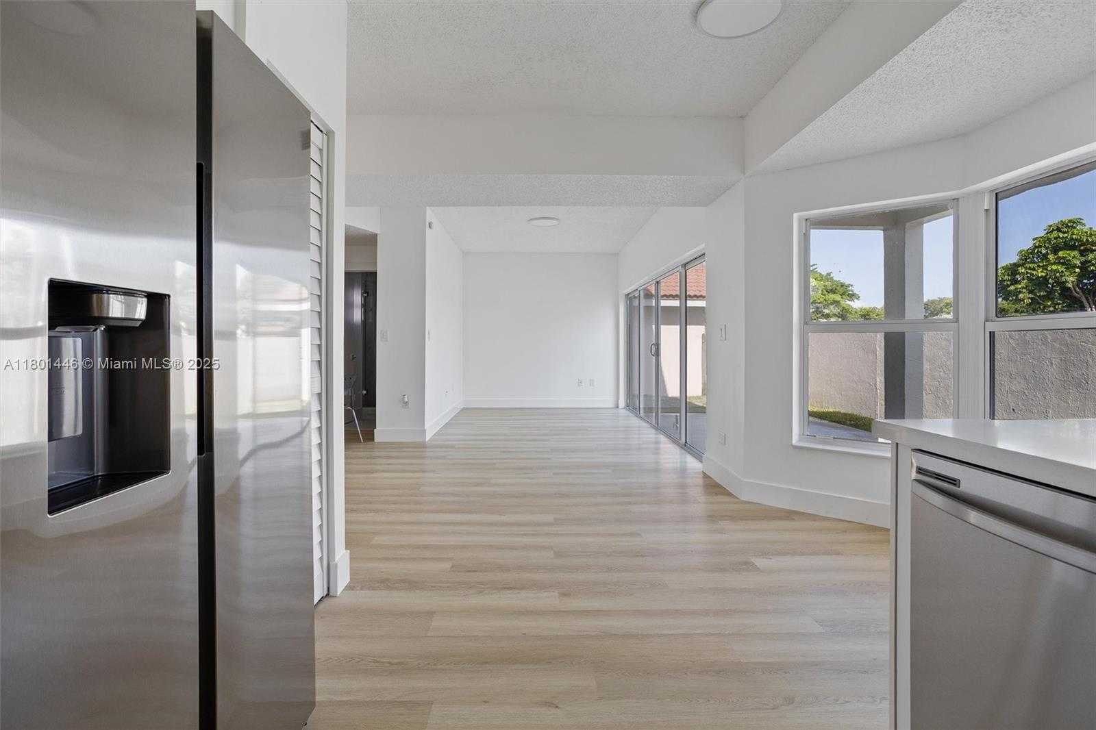 Small Image of 8501 NORTH WEST 191ST ST, Hialeah Number 13