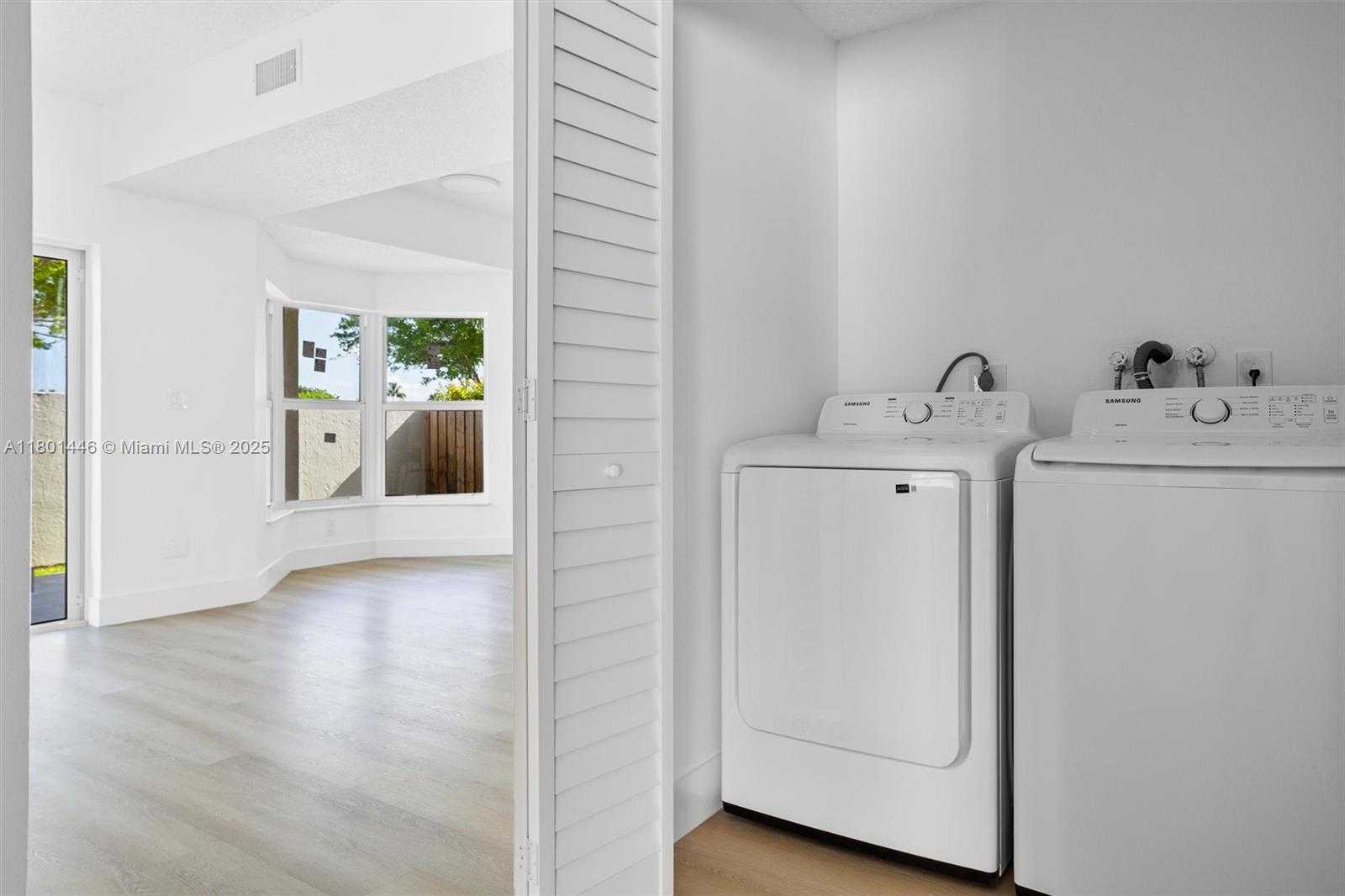 Small Image of 8501 NORTH WEST 191ST ST, Hialeah Number 18