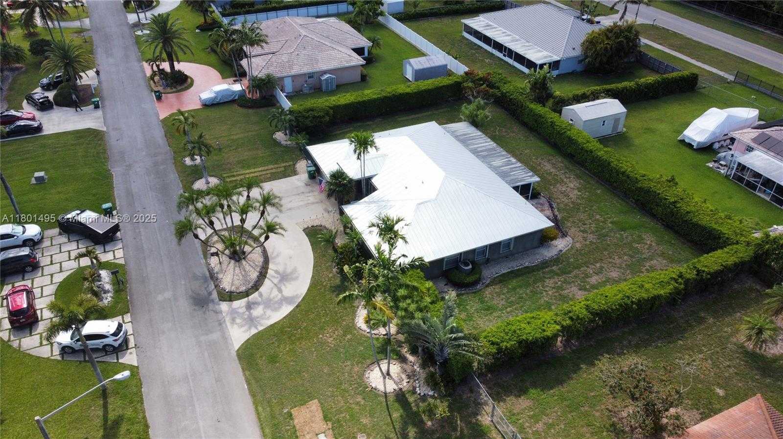 Small Image of 18721 SOUTH WEST 297TH ST, Homestead Number 38