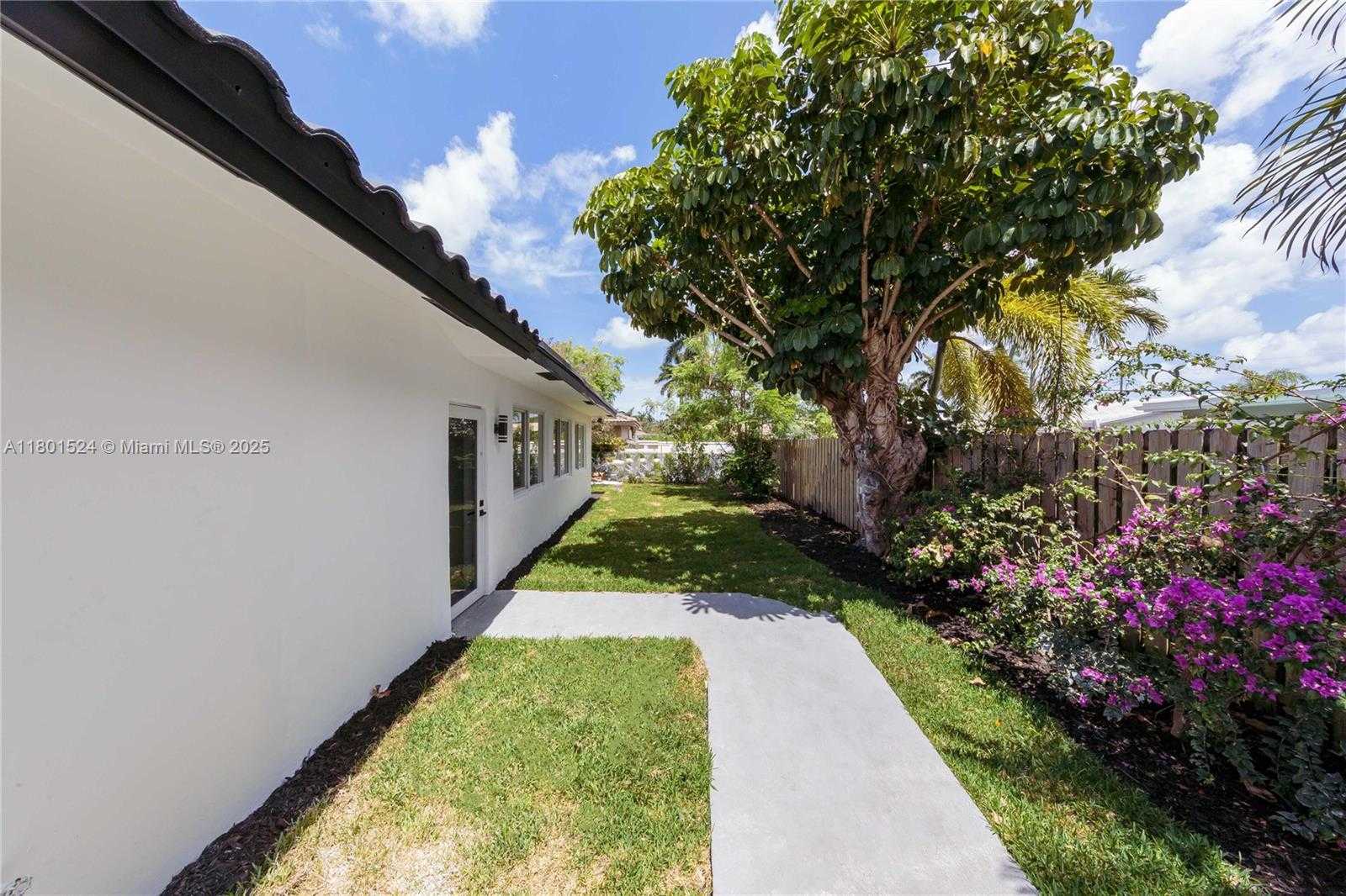 Small Image of 1830 NORTH EAST 65TH CT, Fort Lauderdale Number 31