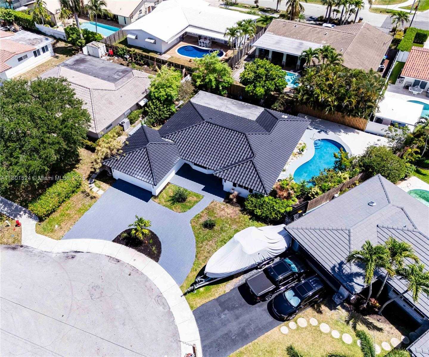 Small Image of 1830 NORTH EAST 65TH CT, Fort Lauderdale Number 4