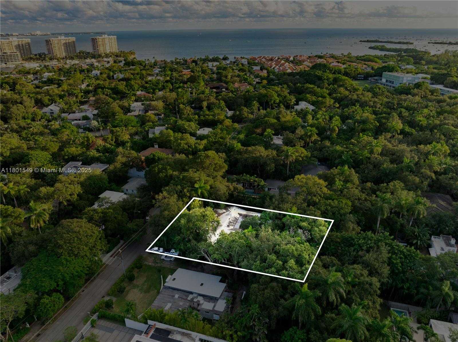 Small Image of 2850 NATOMA ST, Coconut Grove Number 8