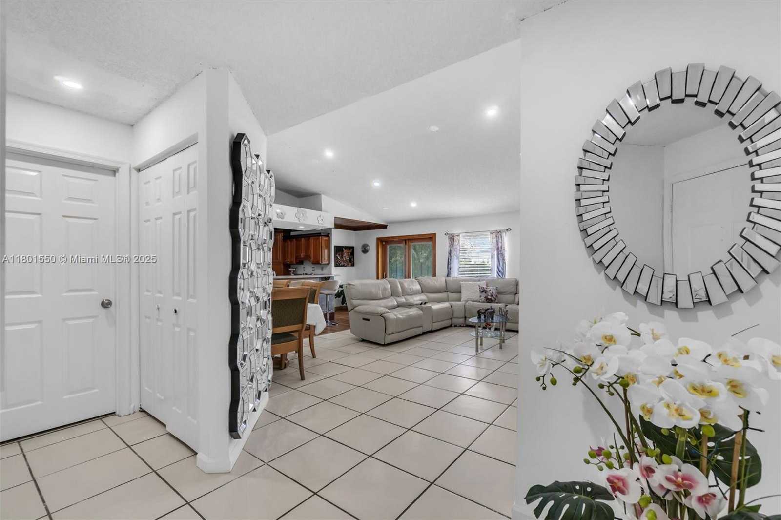 Small Image of 2590 SOUTH EAST 7TH PL, Homestead Number 11