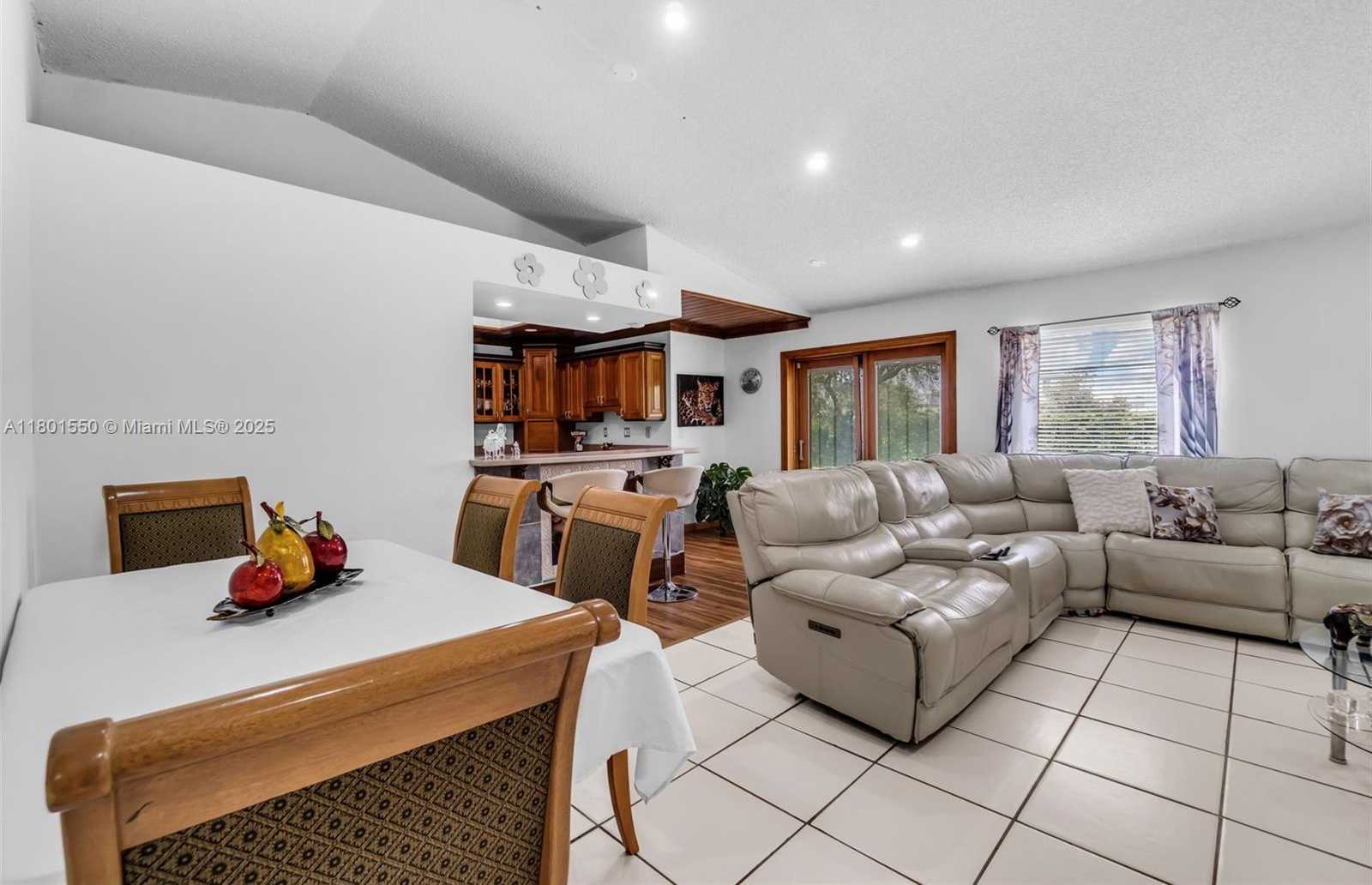 Small Image of 2590 SOUTH EAST 7TH PL, Homestead Number 17