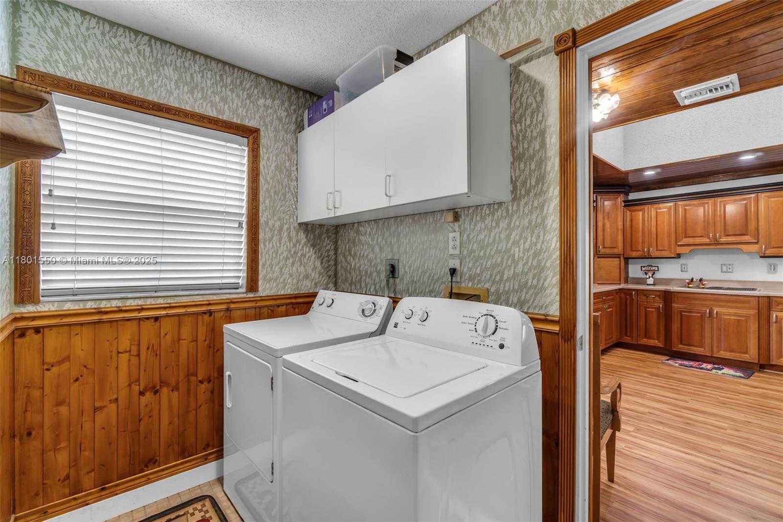 Small Image of 2590 SOUTH EAST 7TH PL, Homestead Number 18