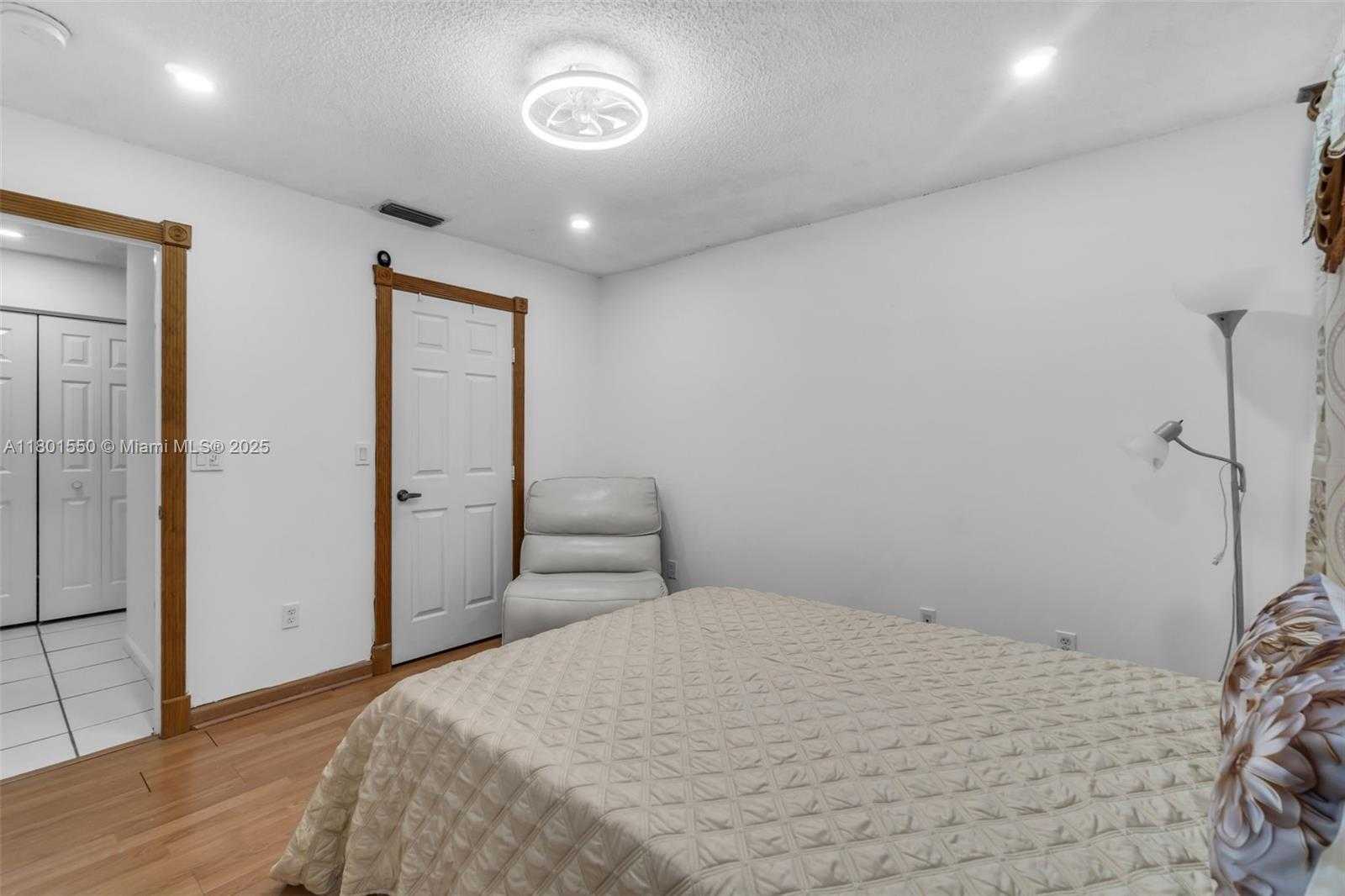 Small Image of 2590 SOUTH EAST 7TH PL, Homestead Number 29