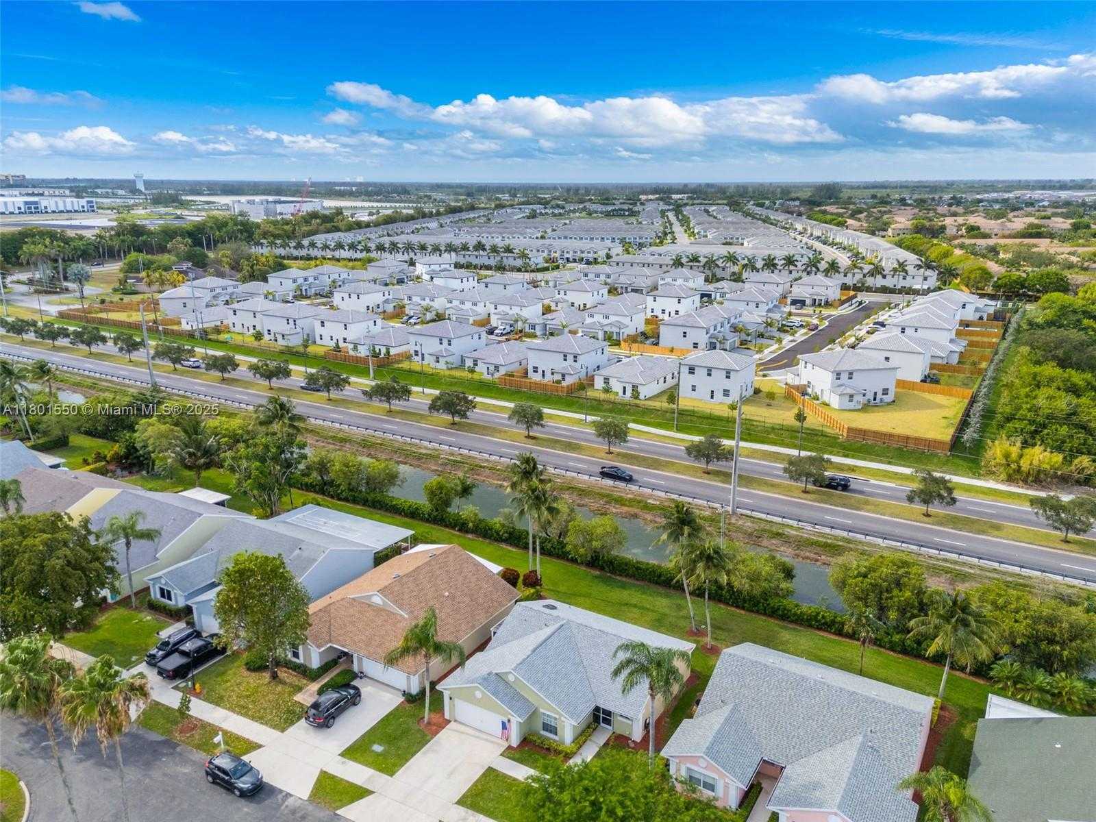 Small Image of 2590 SOUTH EAST 7TH PL, Homestead Number 42