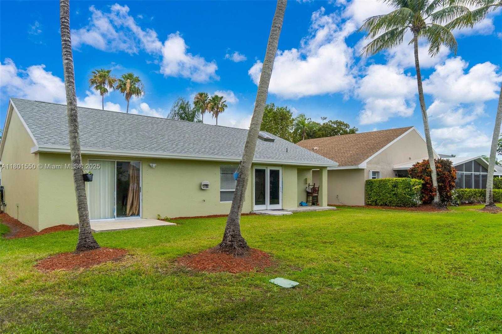 Small Image of 2590 SOUTH EAST 7TH PL, Homestead Number 5