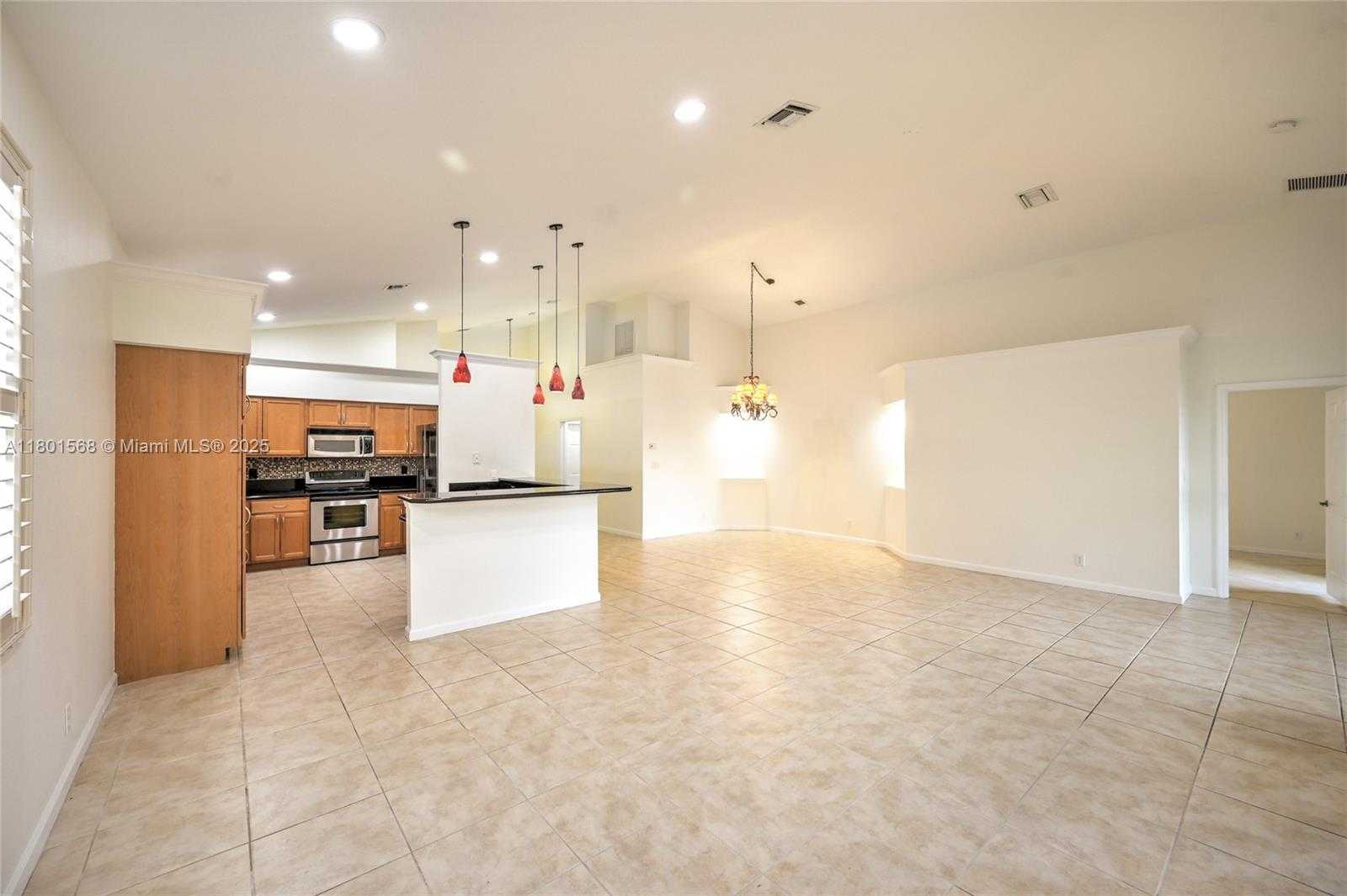 Small Image of 4940 GATEWAY GARDENS DR, Boynton Beach Number 34