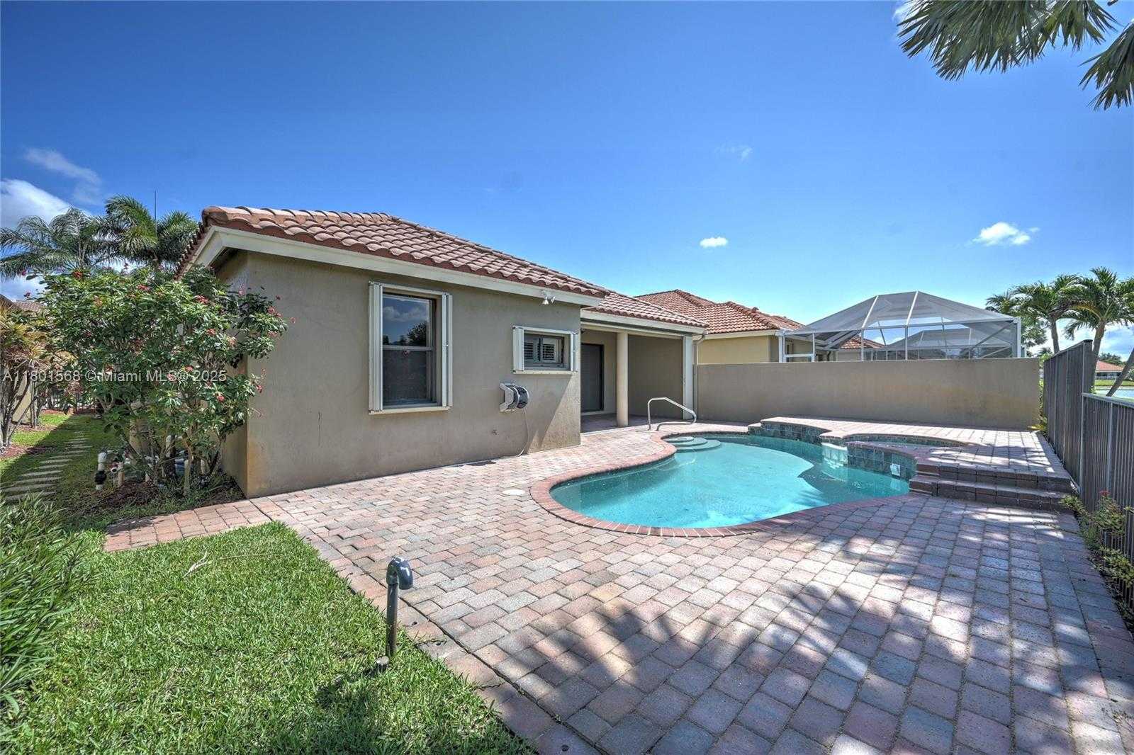 Small Image of 4940 GATEWAY GARDENS DR, Boynton Beach Number 48