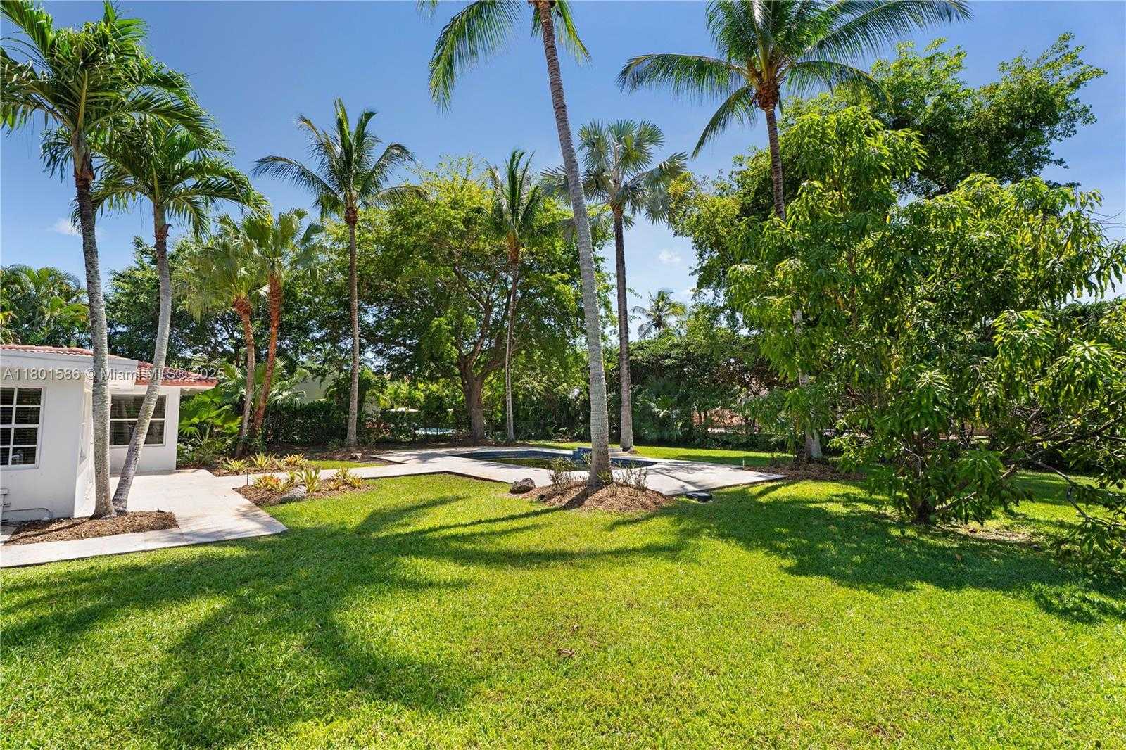 Small Image of 8700 SOUTH WEST 64TH AVE, Pinecrest Number 11