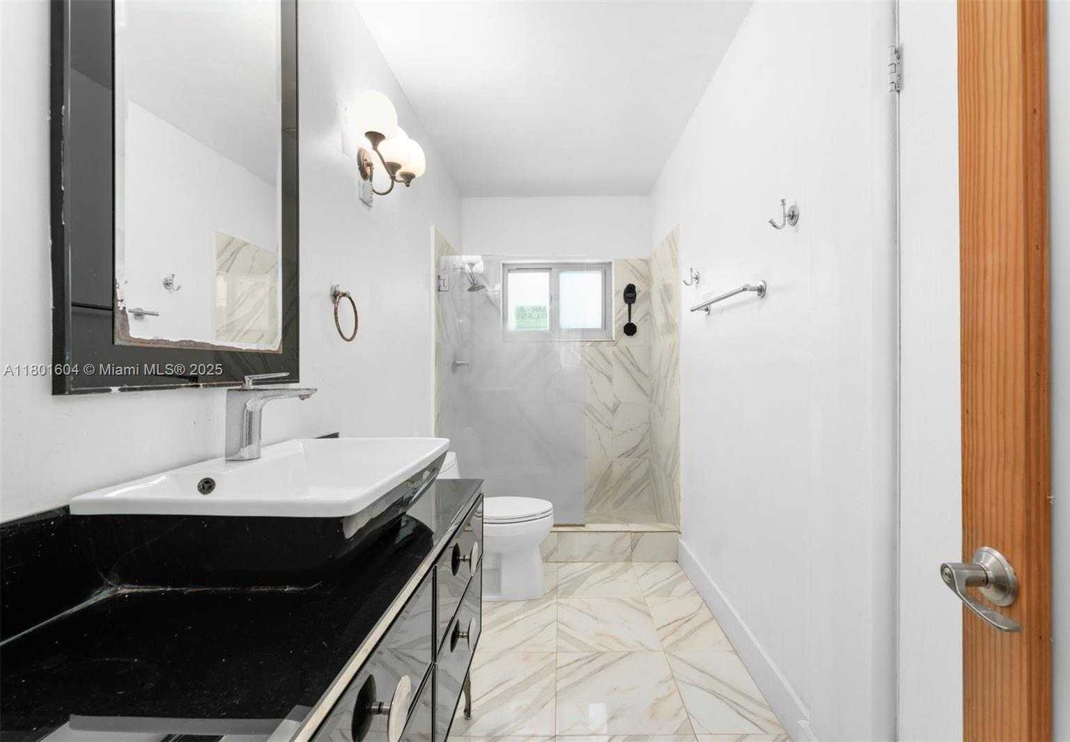 Small Image of 650 NORTH EAST 60TH ST, Miami Number 12