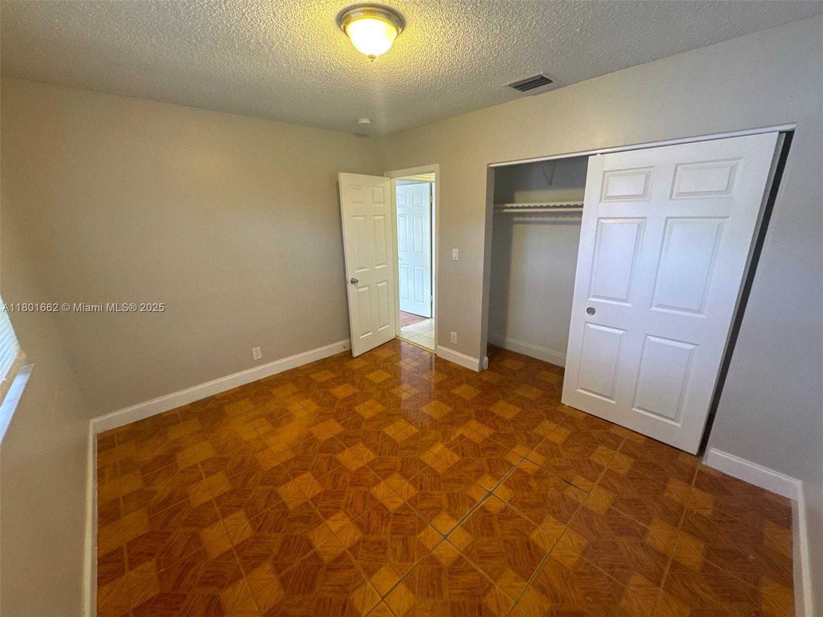 Small Image of 6714 BOULEVARD OF CHAMPIONS, North Lauderdale Number 12