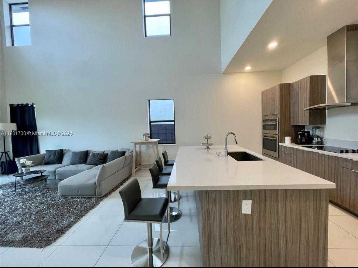 Small Image of 8824 NORTH WEST 161ST TER, Miami Lakes Number 9