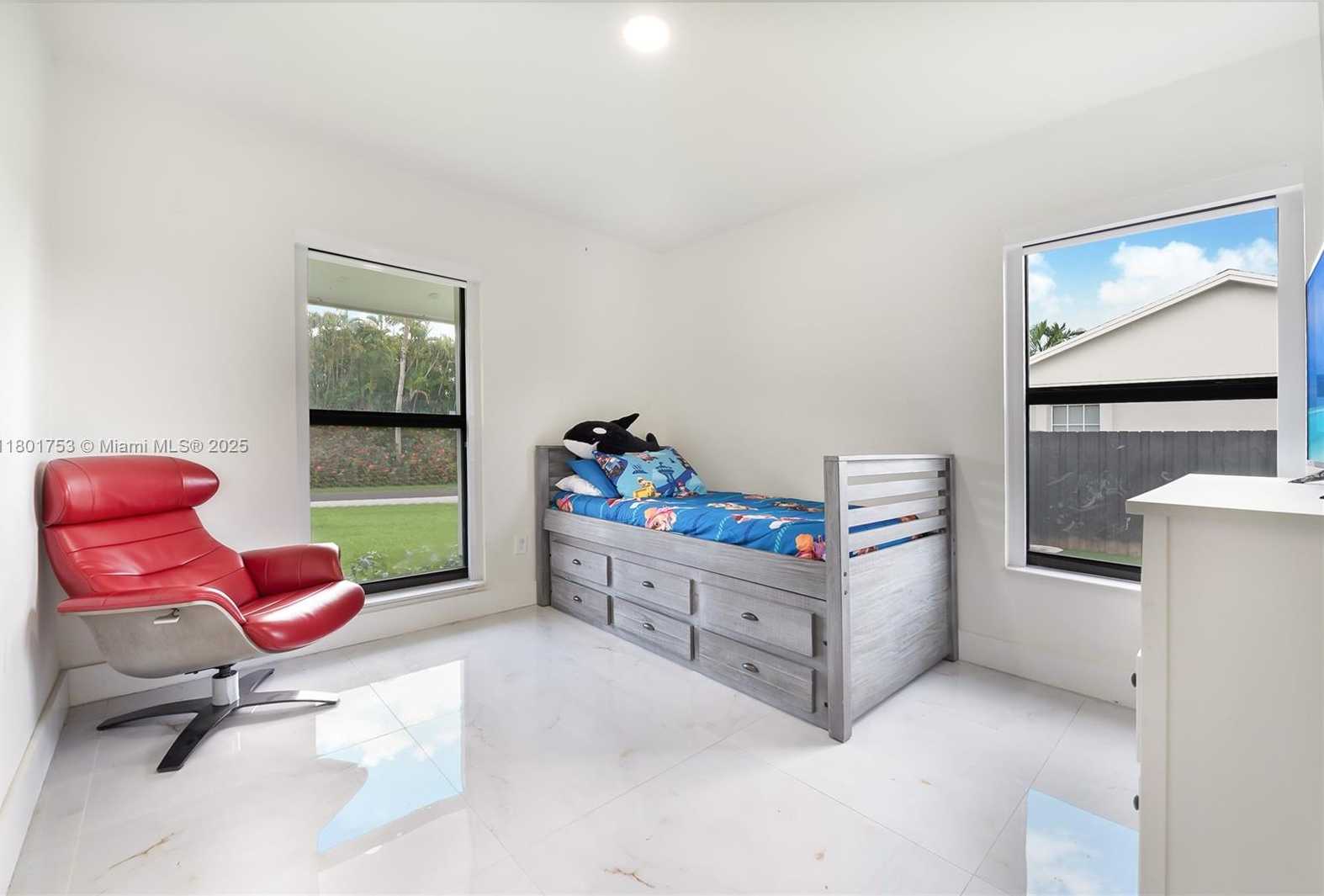 Small Image of 8840 SOUTH WEST 181ST TER, Palmetto Bay Number 15