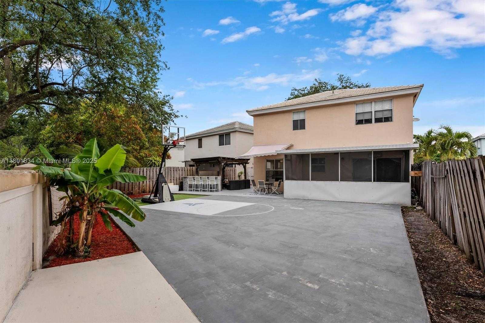 Small Image of 6800 BAYFRONT CIRCLE, Margate Number 14