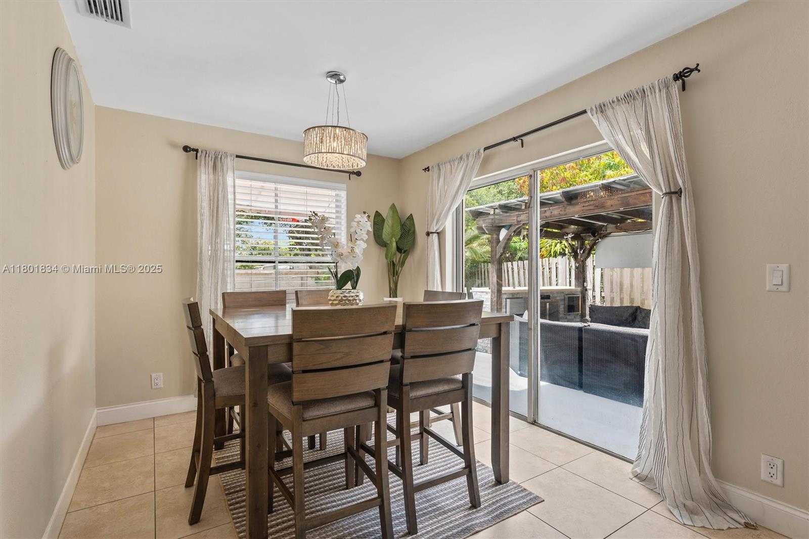 Small Image of 6800 BAYFRONT CIRCLE, Margate Number 6