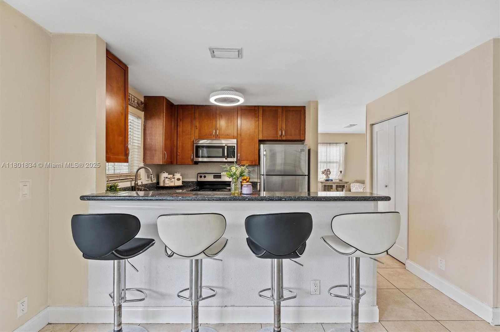 Small Image of 6800 BAYFRONT CIRCLE, Margate Number 8