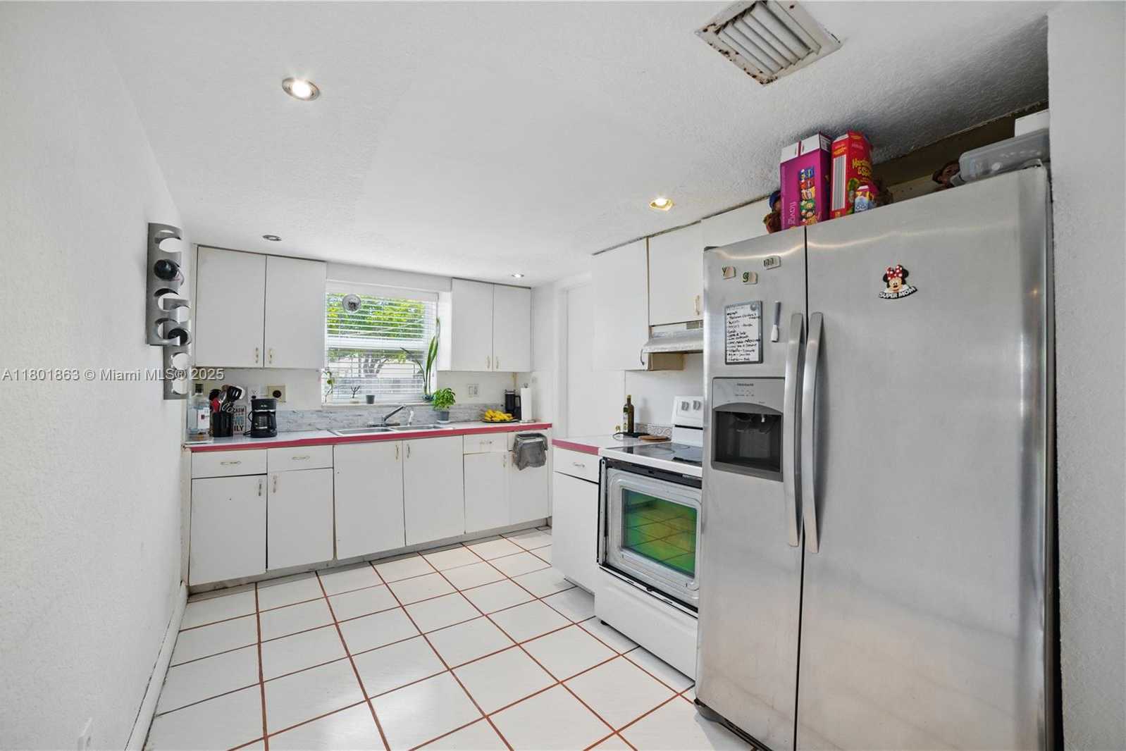 Small Image of 6400 SHERIDAN ST, Hollywood Number 11