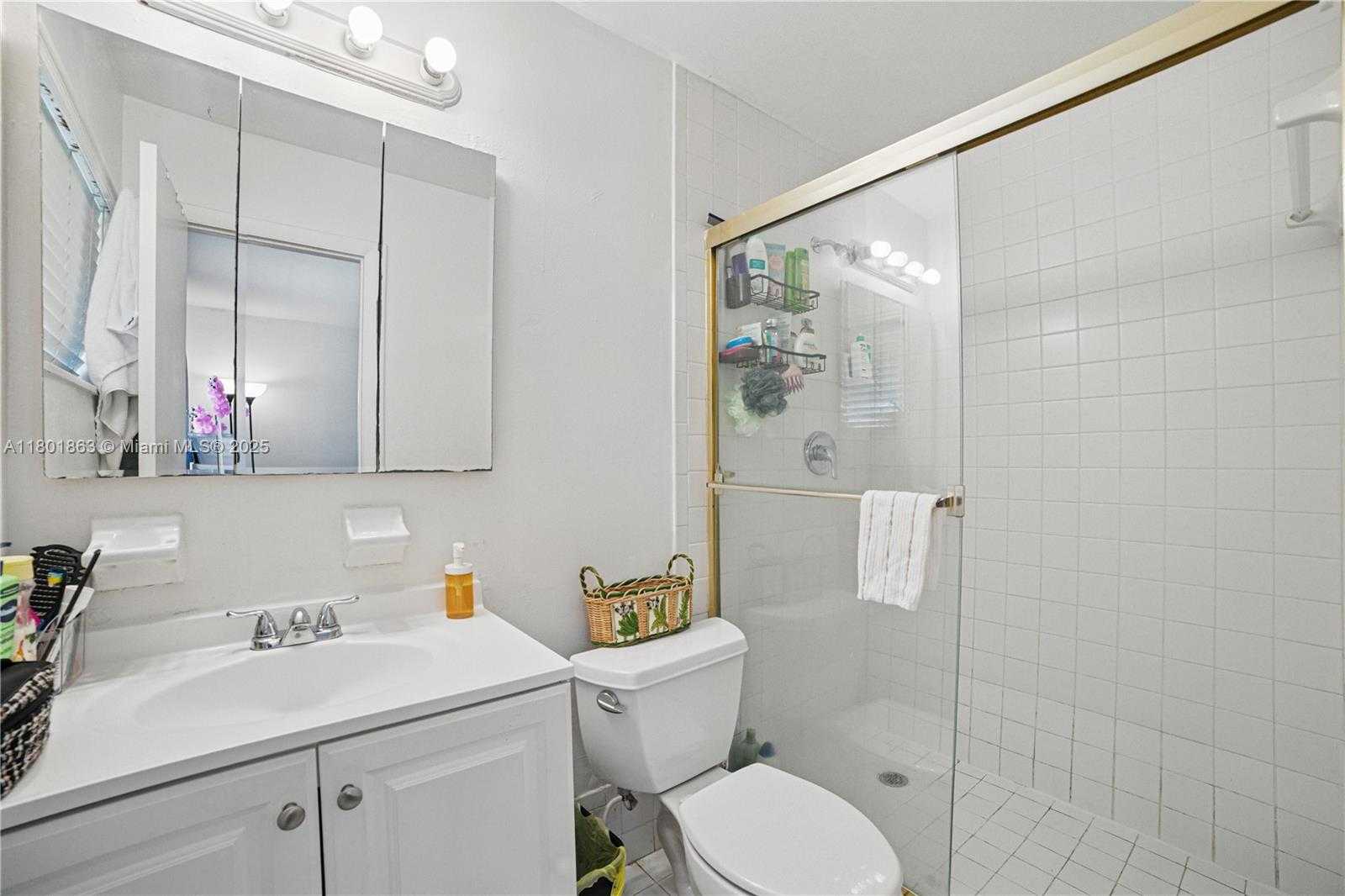 Small Image of 6400 SHERIDAN ST, Hollywood Number 17