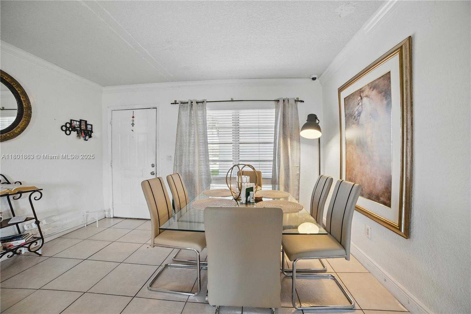 Small Image of 6400 SHERIDAN ST, Hollywood Number 9