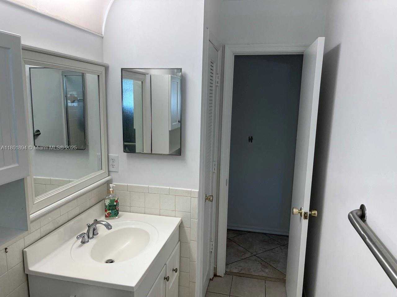 Small Image of 1130 NORTH WEST 67TH AVE, Margate Number 19