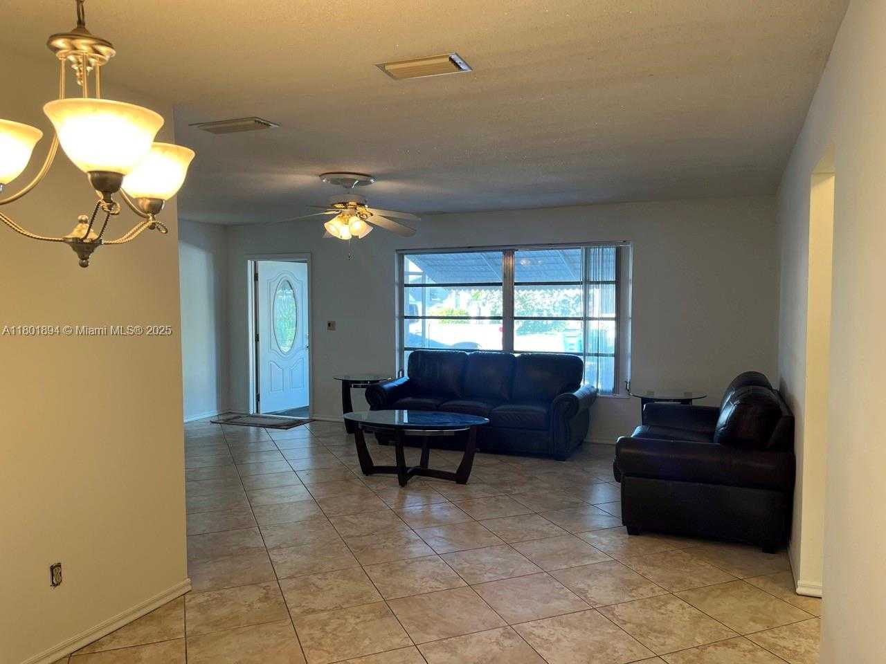 Small Image of 1130 NORTH WEST 67TH AVE, Margate Number 7