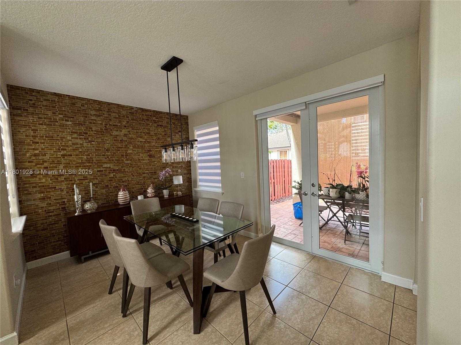 Small Image of 4892 NORTH WEST 109TH PL, Doral Number 12