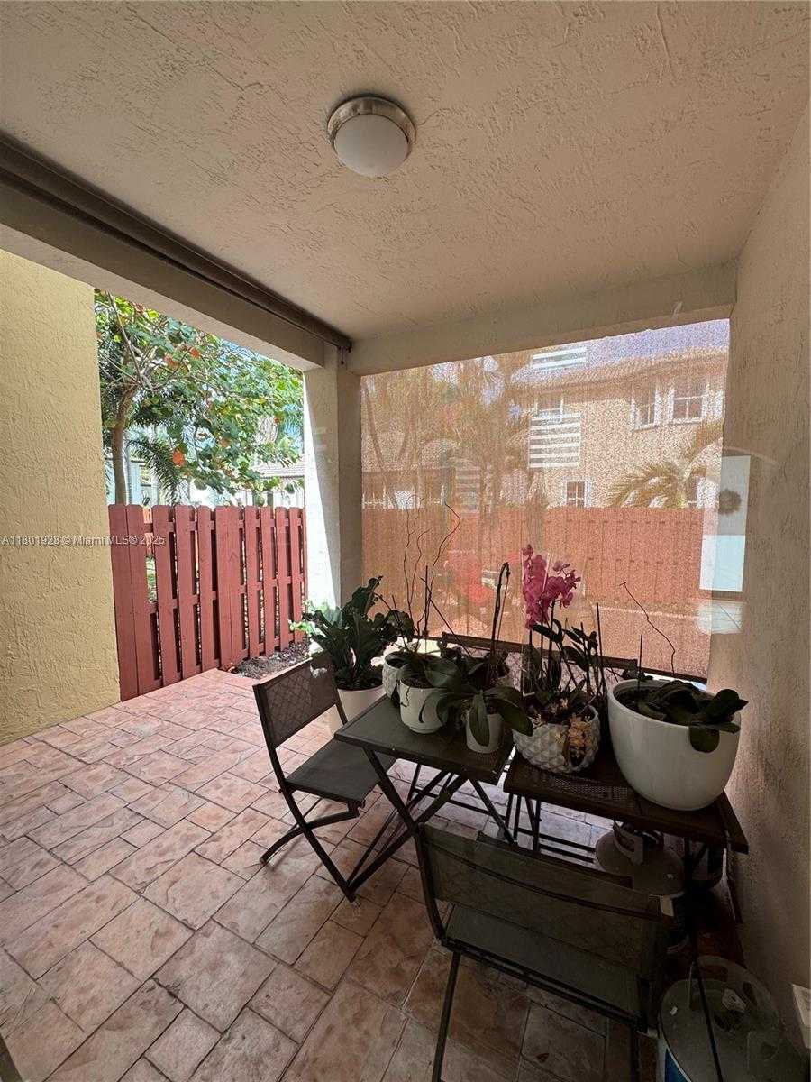 Small Image of 4892 NORTH WEST 109TH PL, Doral Number 14