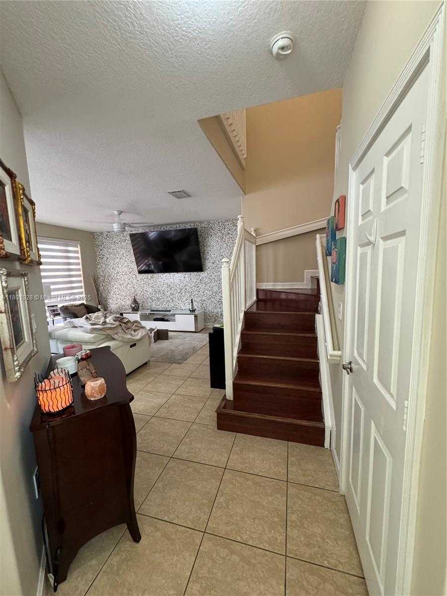 Small Image of 4892 NORTH WEST 109TH PL, Doral Number 22