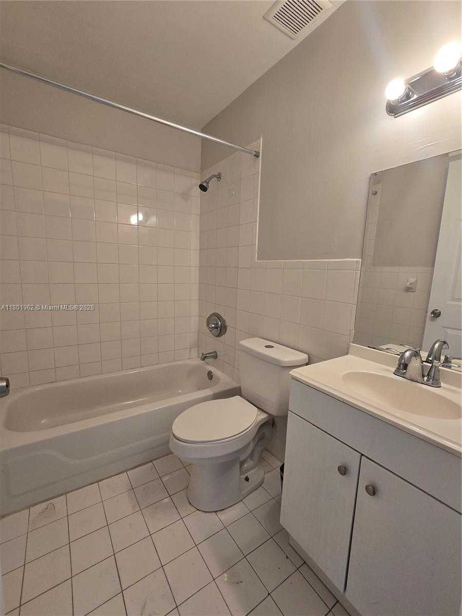 Small Image of 712 SOUTH WEST 6 ST, Homestead Number 12