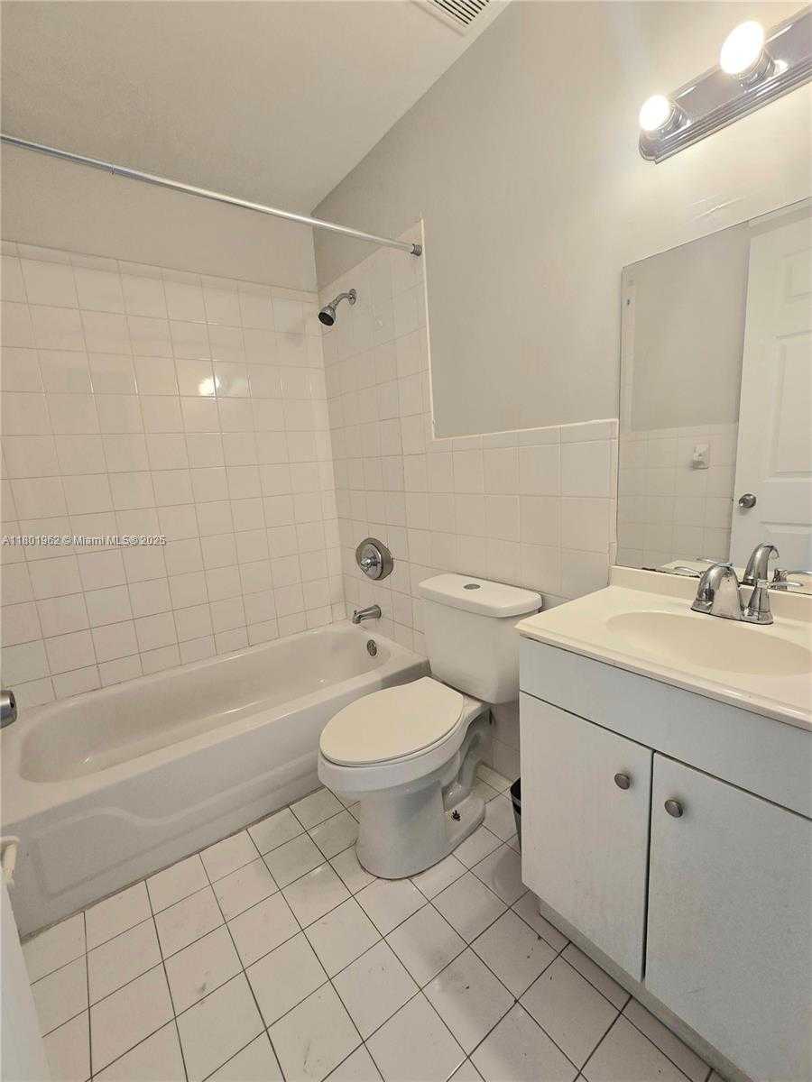 Small Image of 712 SOUTH WEST 6 ST, Homestead Number 14