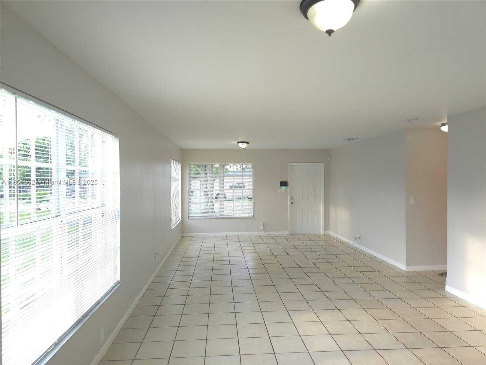 Small Image of 712 SOUTH WEST 6 ST, Homestead Number 23