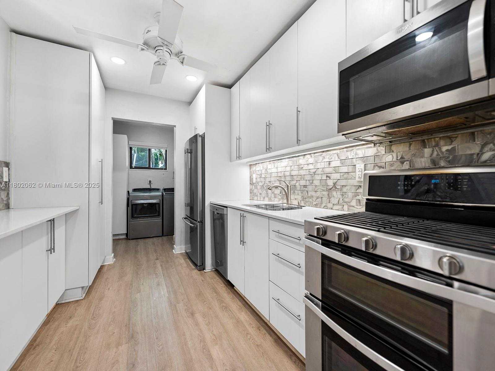 Small Image of 18710 BELMONT DR, Cutler Bay Number 10