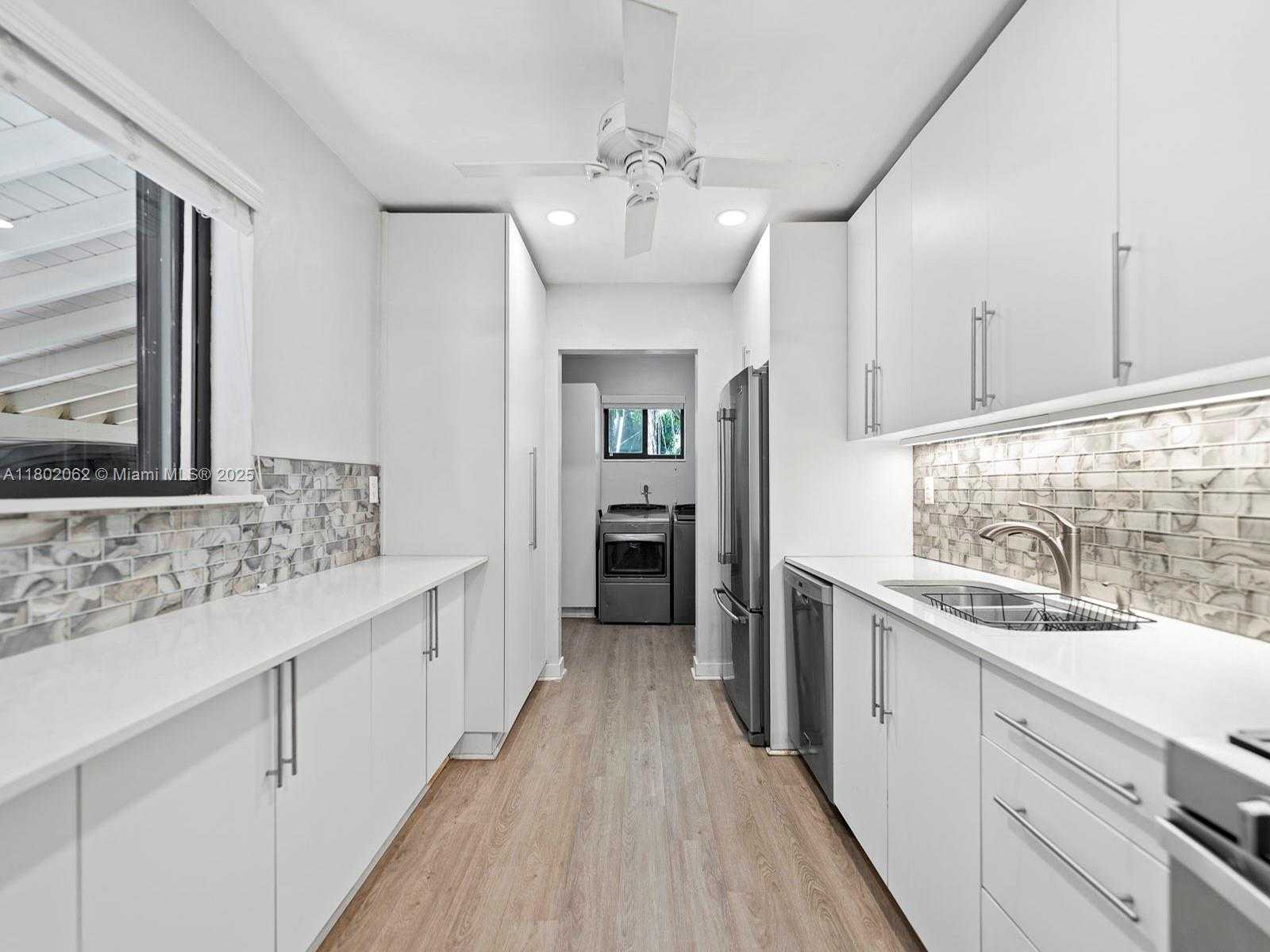 Small Image of 18710 BELMONT DR, Cutler Bay Number 11