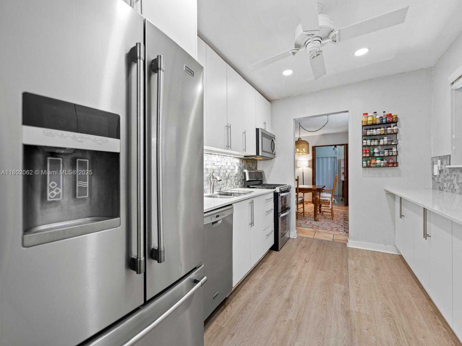 Small Image of 18710 BELMONT DR, Cutler Bay Number 13