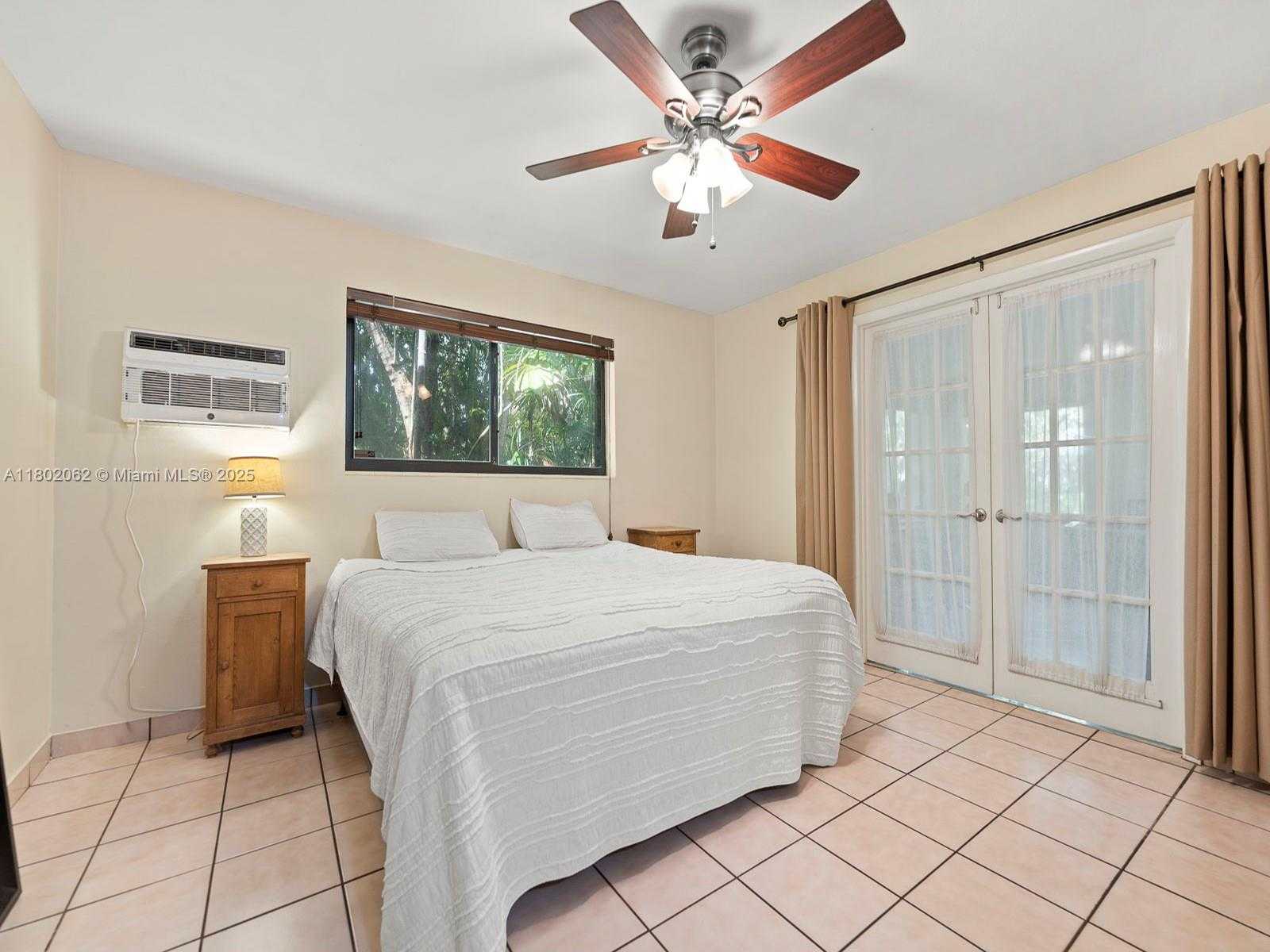 Small Image of 18710 BELMONT DR, Cutler Bay Number 20
