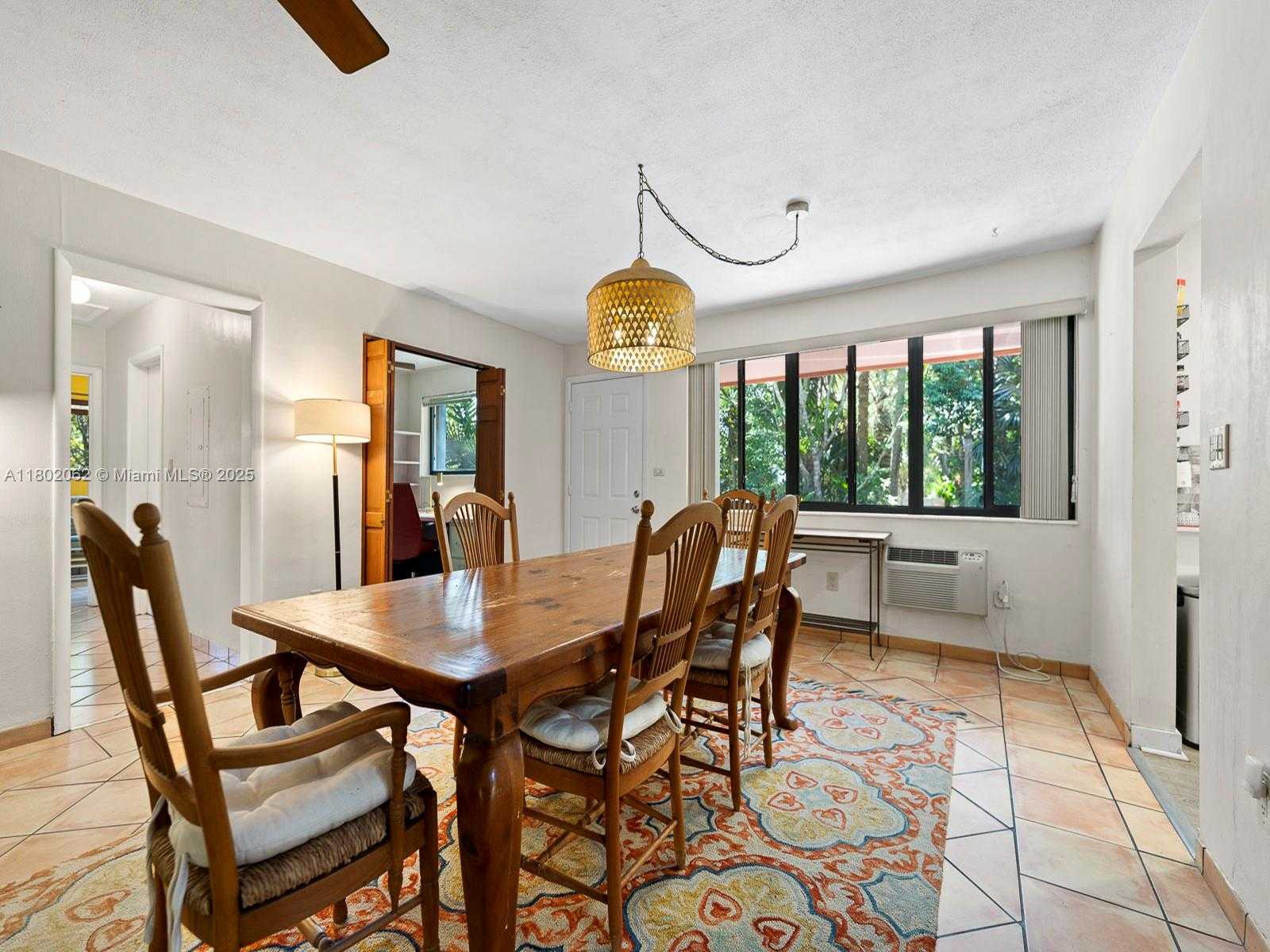 Small Image of 18710 BELMONT DR, Cutler Bay Number 5