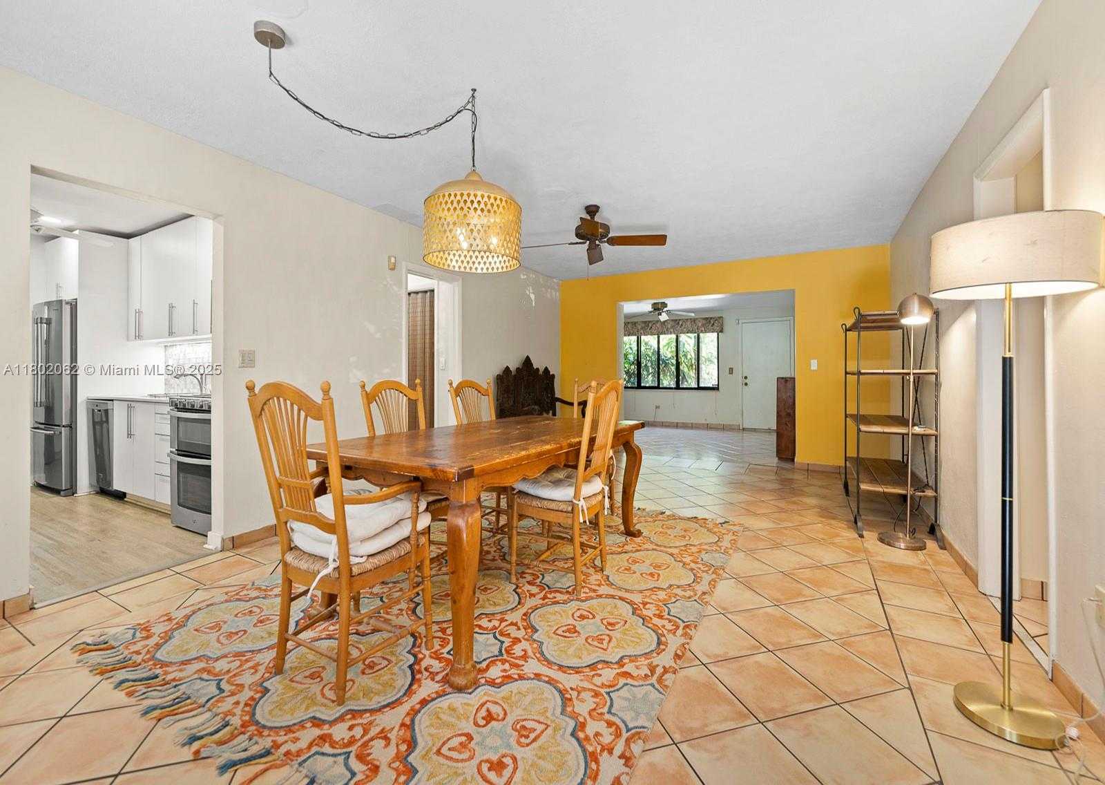 Small Image of 18710 BELMONT DR, Cutler Bay Number 7