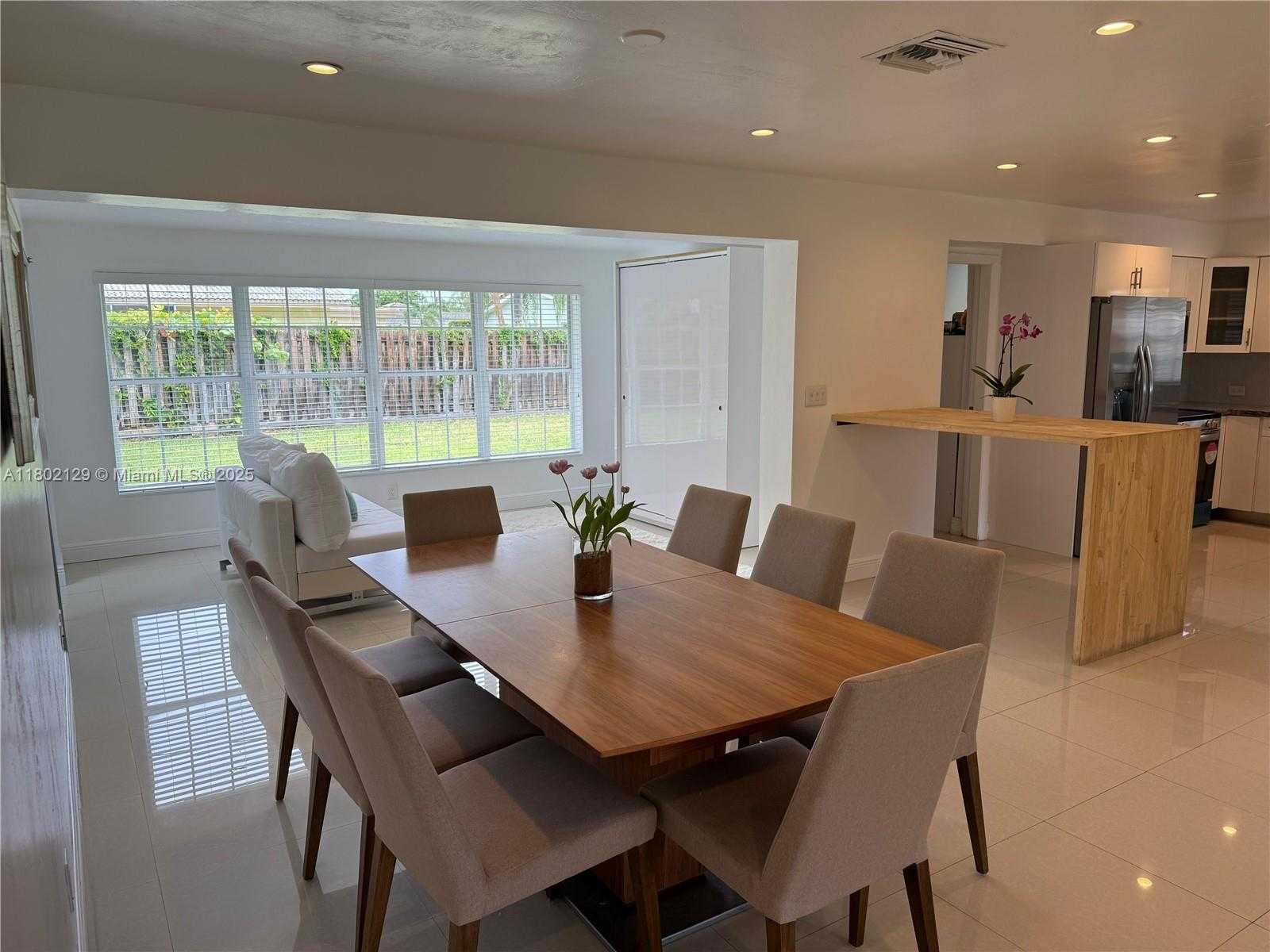 Small Image of 4441 NORTH EAST 17TH AVE, Oakland Park Number 11