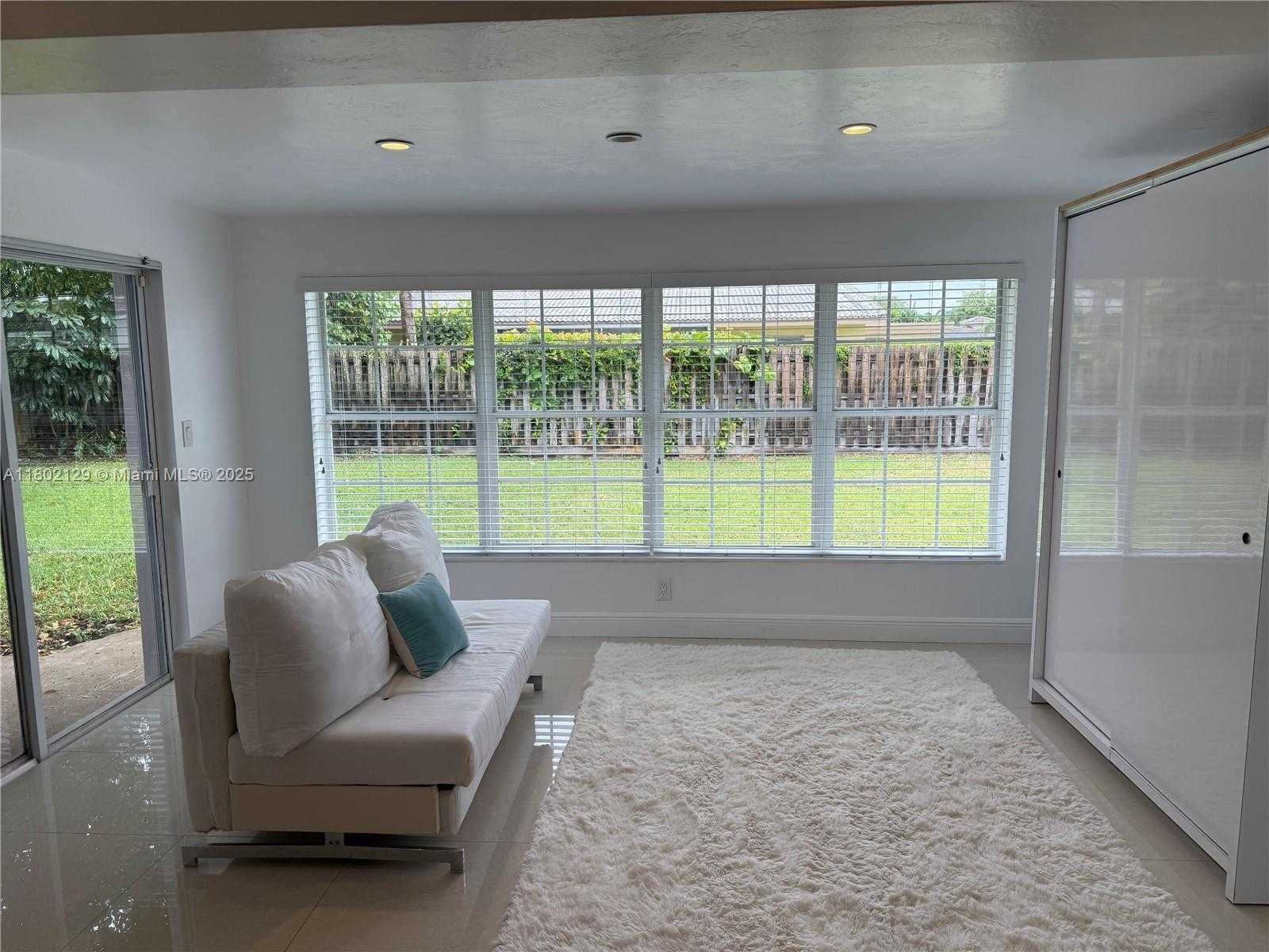 Small Image of 4441 NORTH EAST 17TH AVE, Oakland Park Number 12