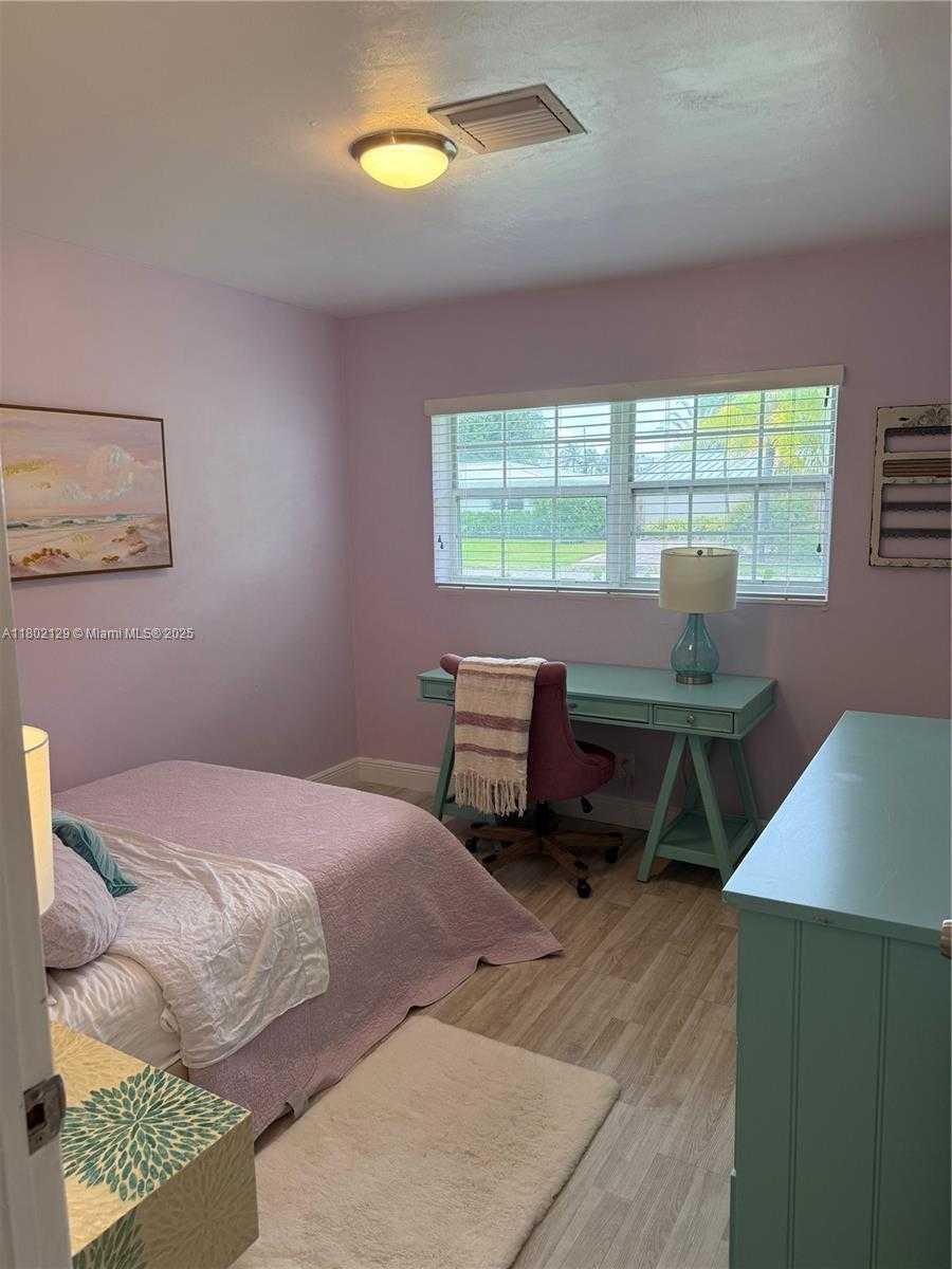 Small Image of 4441 NORTH EAST 17TH AVE, Oakland Park Number 15