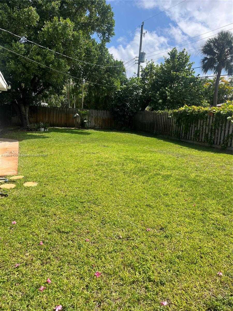 Small Image of 4441 NORTH EAST 17TH AVE, Oakland Park Number 4