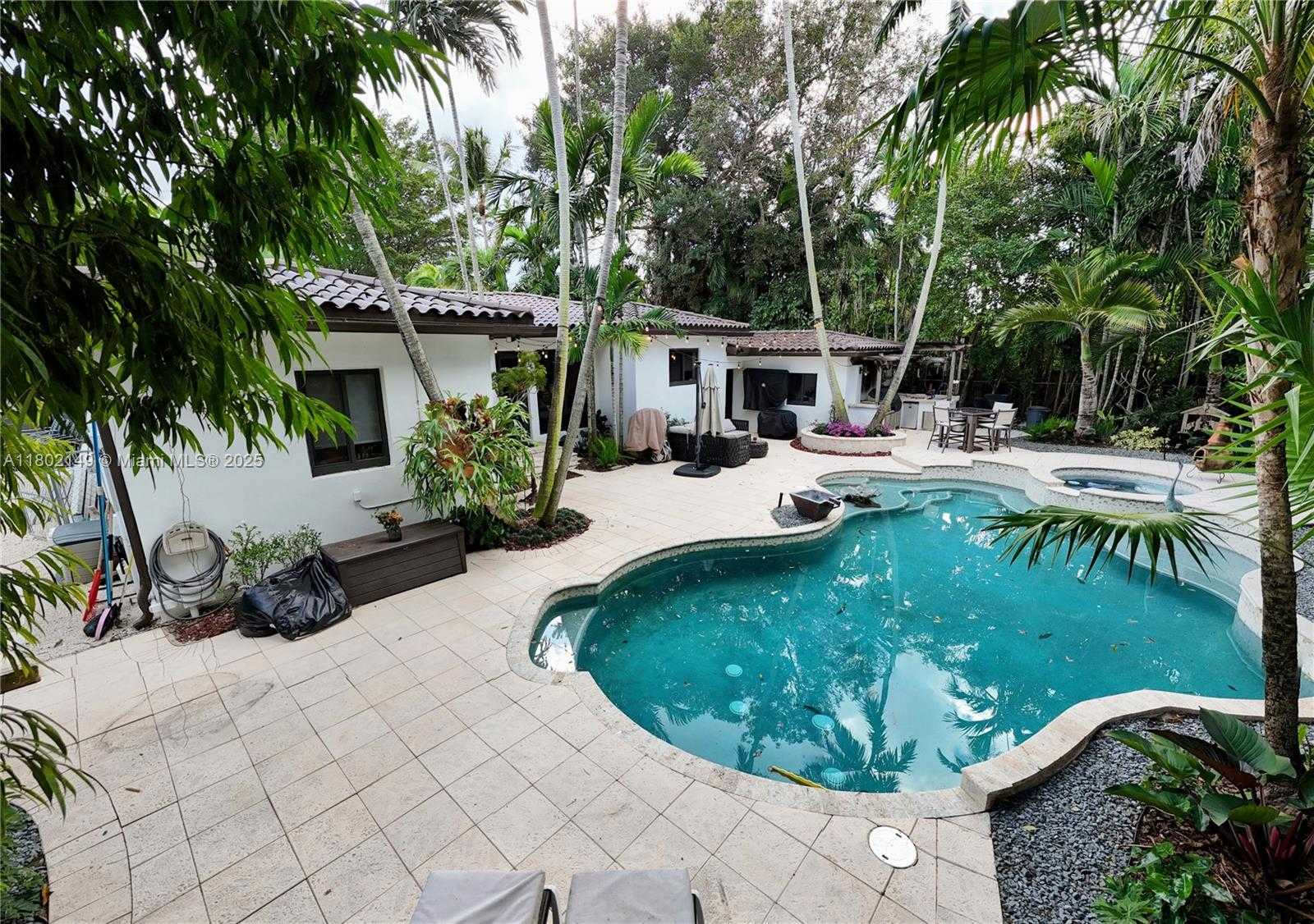 Small Image of 465 NORTH EAST 52ND ST, Miami Number 38
