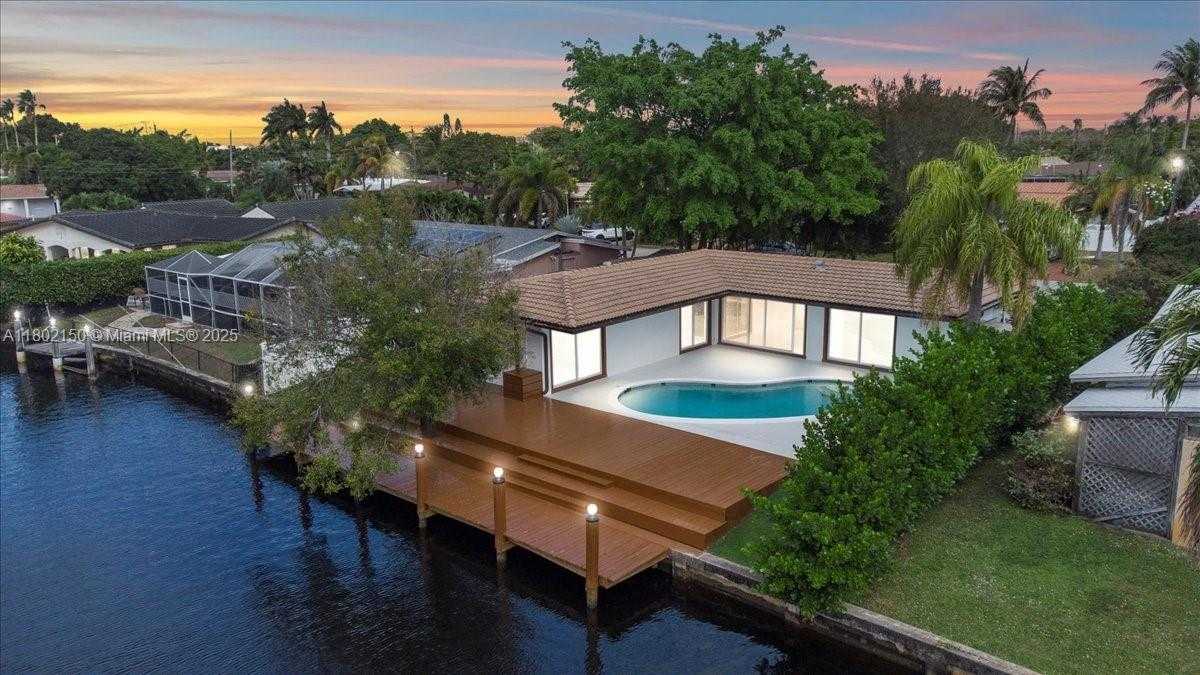 Small Image of 1910 NORTH WEST 36TH ST, Oakland Park Number 2