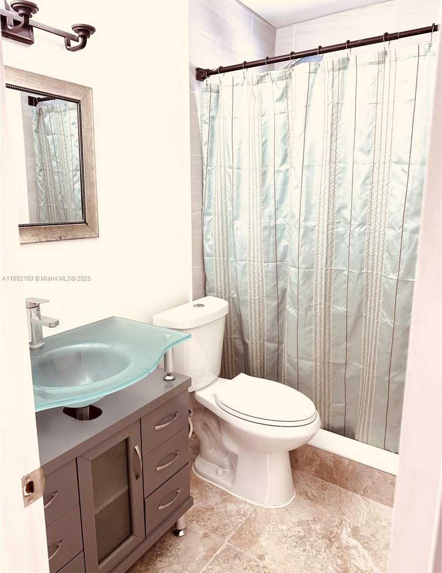 Small Image of 8761 NORTH WEST 12TH ST, Pembroke Pines Number 10