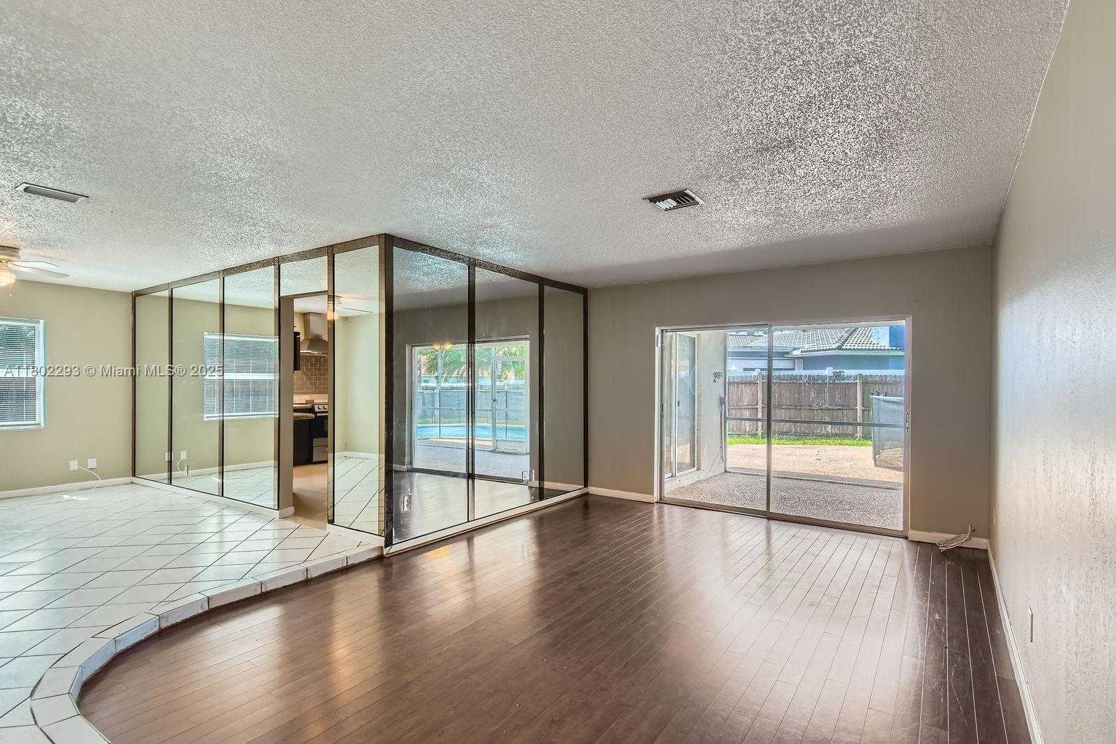 Small Image of 10950 NORTH WEST 38TH CT, Coral Springs Number 11