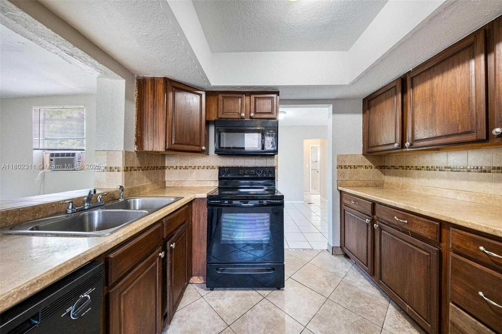 Small Image of 4240 NORTH WEST 22ND ST, Lauderhill Number 23
